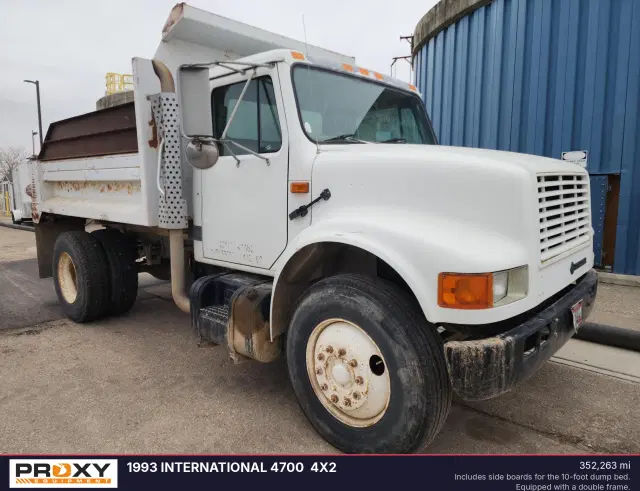 Image of International 4700 equipment image 1
