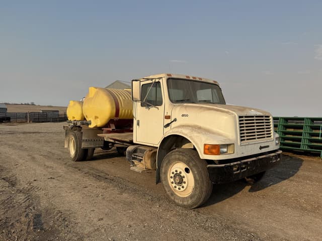Image of International 4700 equipment image 2