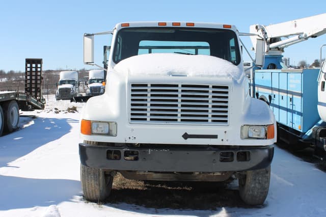 Image of International 4700 equipment image 1