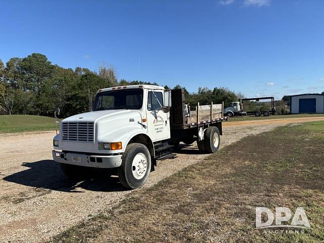 Image of International 4700 equipment image 1