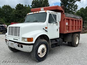 1993 International 4900 Image