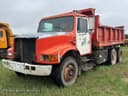 1993 International 4900 Image