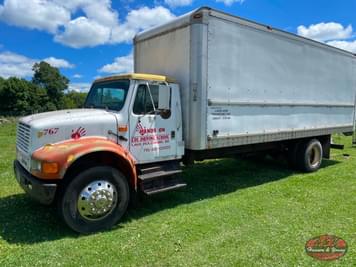 Main image International 4900