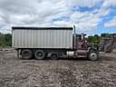 1993 International 9400 Image