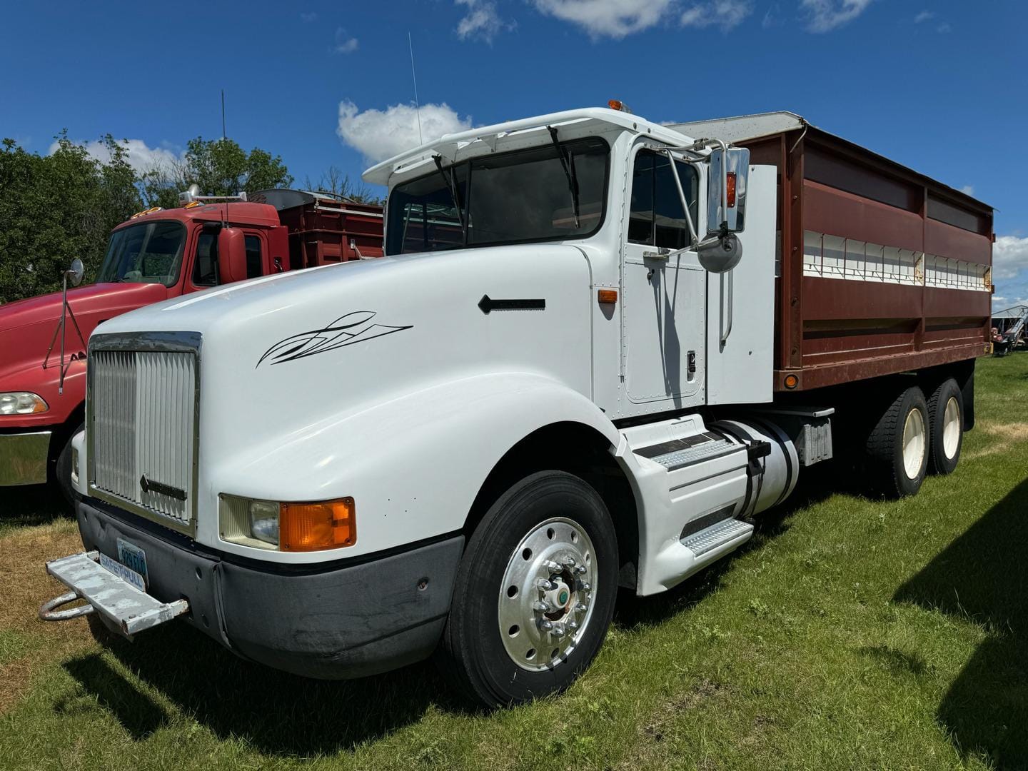 SOLD - 1993 International 9400 Lot No. 82 Other Equipment with