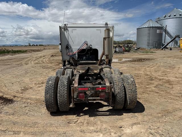 Image of International 9700 equipment image 3