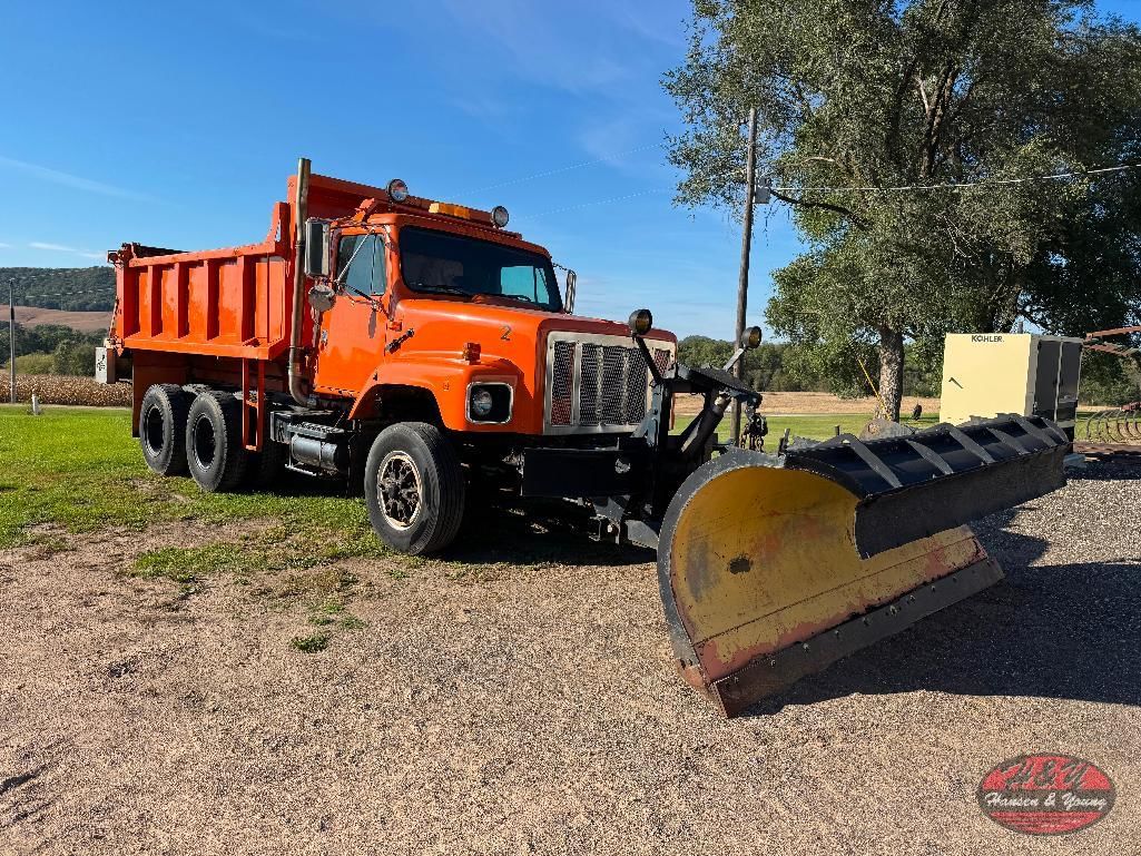 1993 International 2654 Equipment Image0