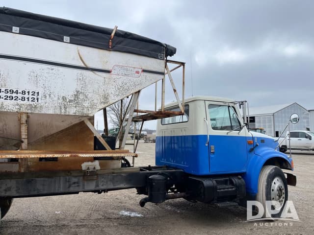 Image of International DT466 equipment image 4