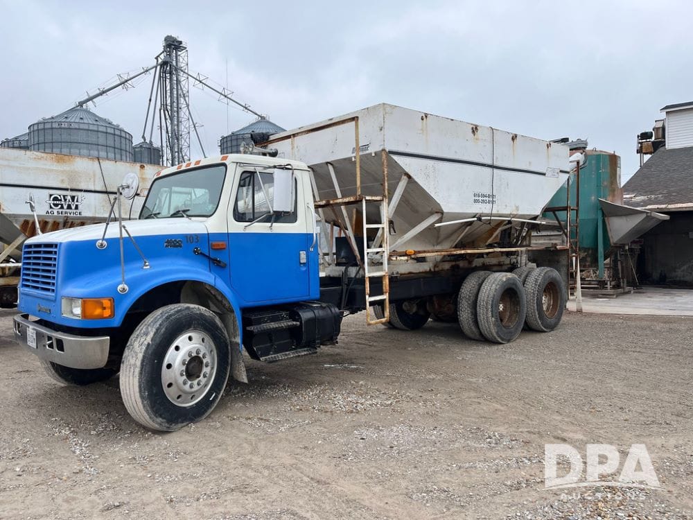 1993 International DT466 Equipment Image0