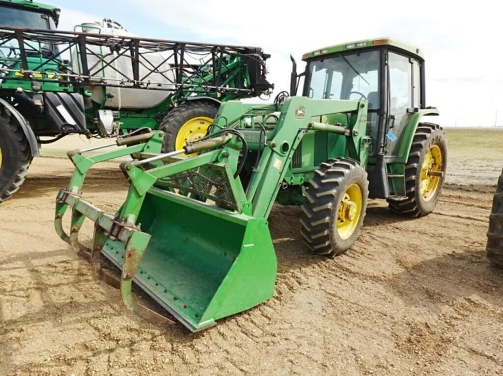 1993 John Deere 6300 Equipment Image0