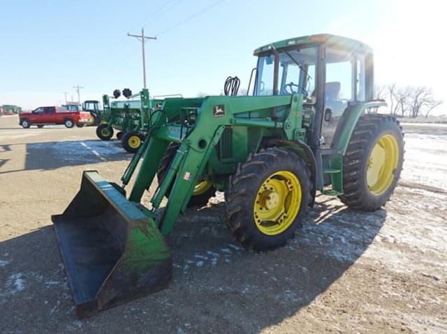 Image of John Deere 6400 equipment image 4