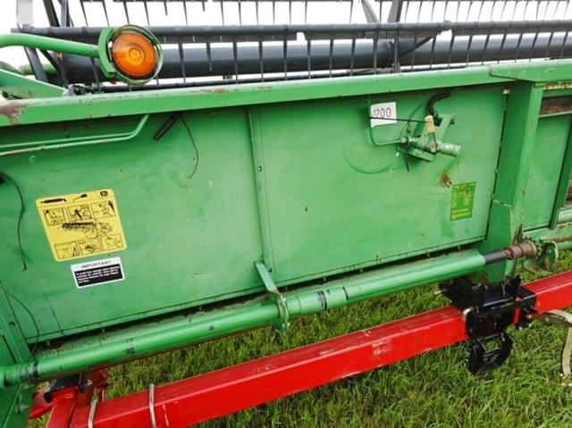 Image of John Deere 920 equipment image 2