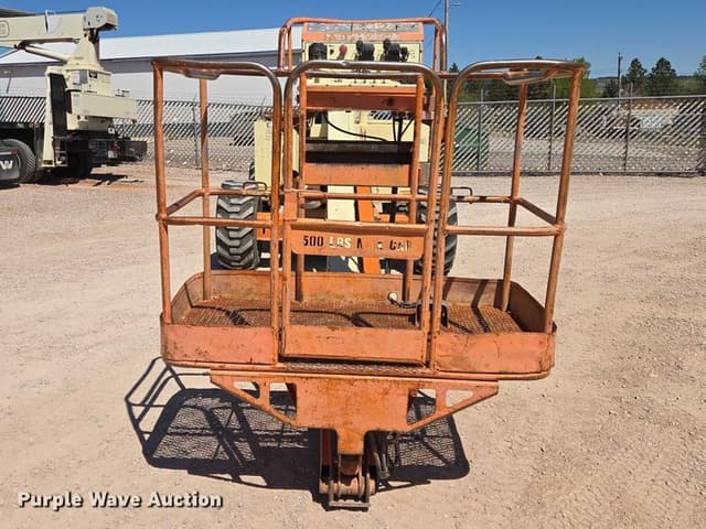 Image of JLG 60HA equipment image 1