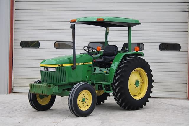 Image of John Deere 1070 equipment image 4