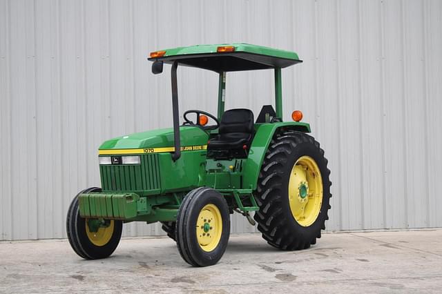 Image of John Deere 1070 equipment image 1