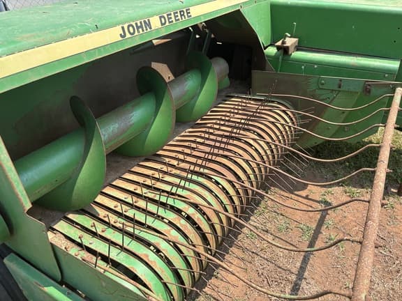 Image of John Deere 338 equipment image 2