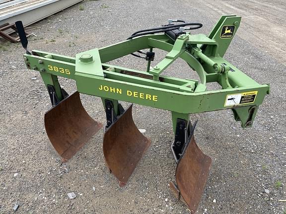 1993 John Deere 3835 Equipment Image0