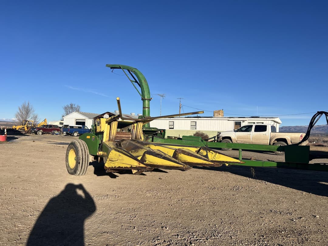 Image of John Deere 3970 Primary image