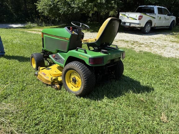 Image of John Deere 425 Image 0