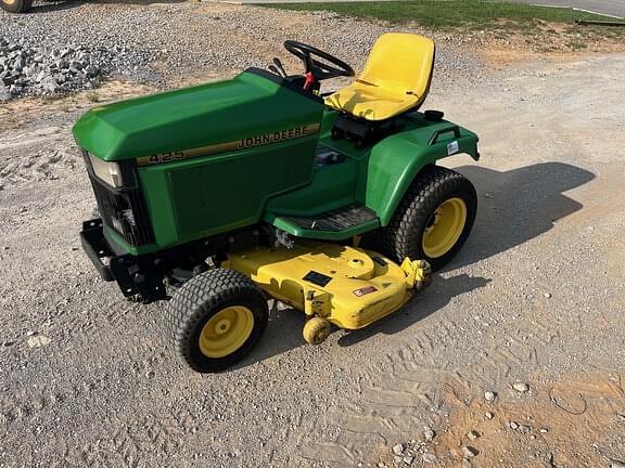 Image of John Deere 425 Image 1