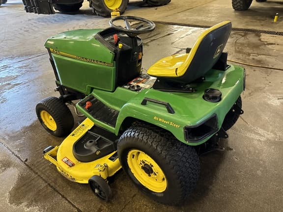 Image of John Deere 425 equipment image 4