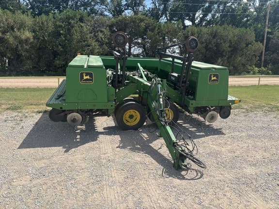 Image of John Deere 455 equipment image 1