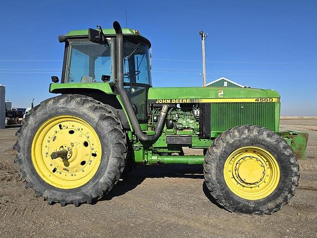 Image of John Deere 4560 equipment image 4