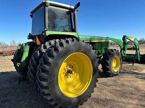 Image of John Deere 4760 equipment image 3