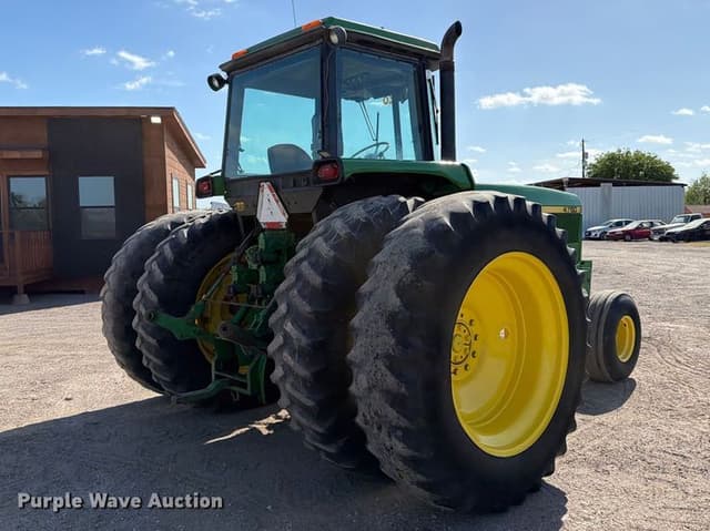 Image of John Deere 4760 equipment image 4