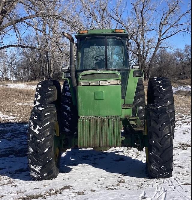 Image of John Deere 4960 equipment image 1