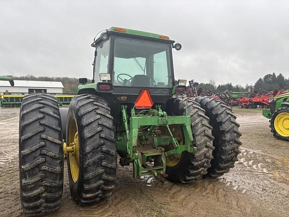 Image of John Deere 4960 equipment image 2