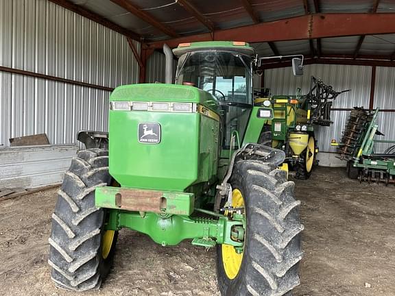 Image of John Deere 4960 equipment image 1