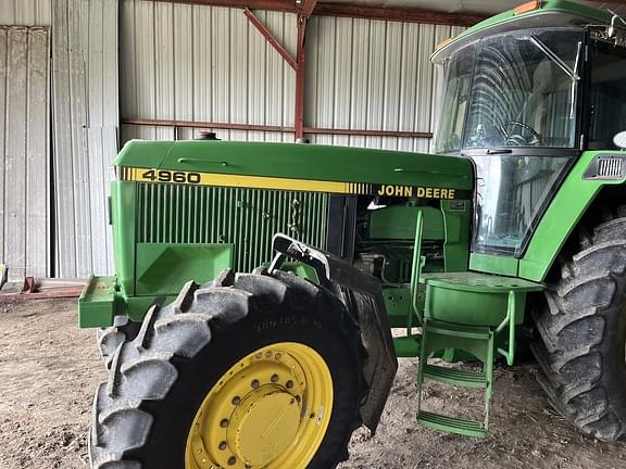 Image of John Deere 4960 equipment image 1