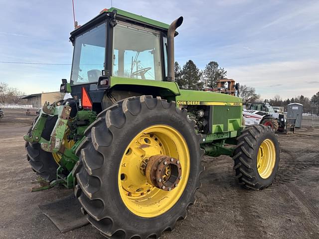 Image of John Deere 4960 equipment image 4