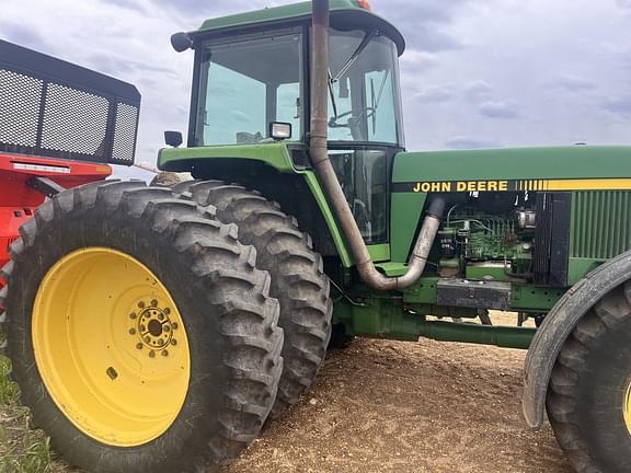 Image of John Deere 4960 equipment image 3