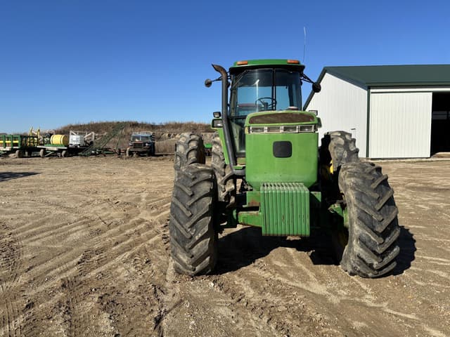 Image of John Deere 4960 equipment image 2