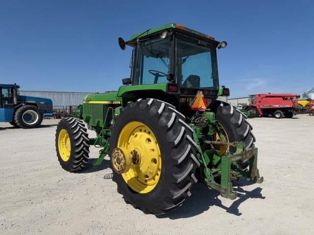 Image of John Deere 4960 equipment image 2