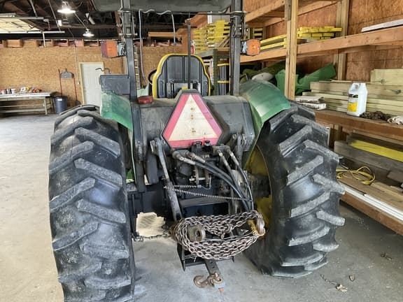 Image of John Deere 5300 equipment image 3