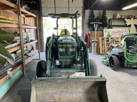Image of John Deere 5300 Primary image