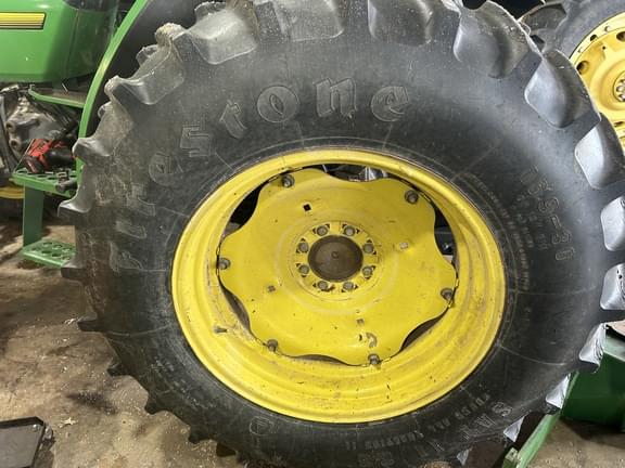 Image of John Deere 5300 equipment image 3