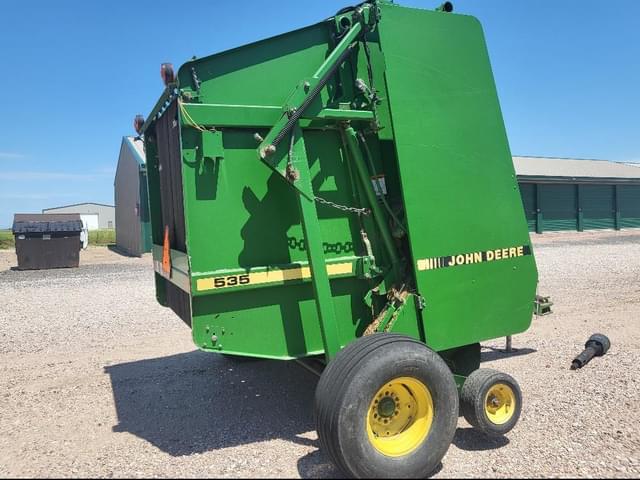 Image of John Deere 535 equipment image 2