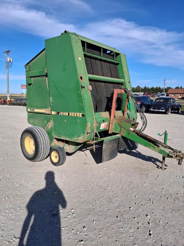 Image of John Deere 535 equipment image 1