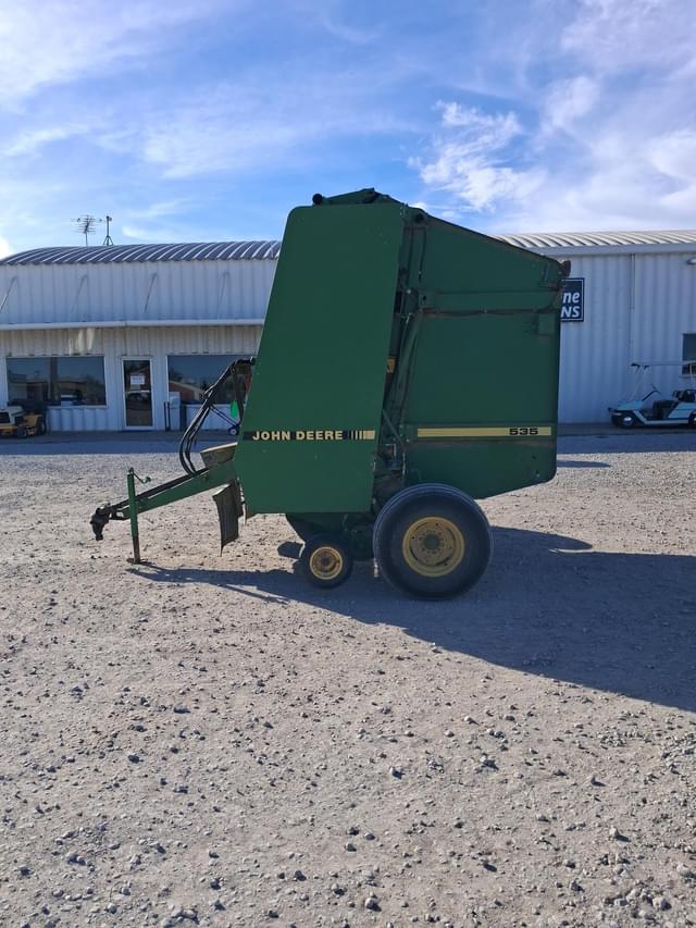 Image of John Deere 535 equipment image 3