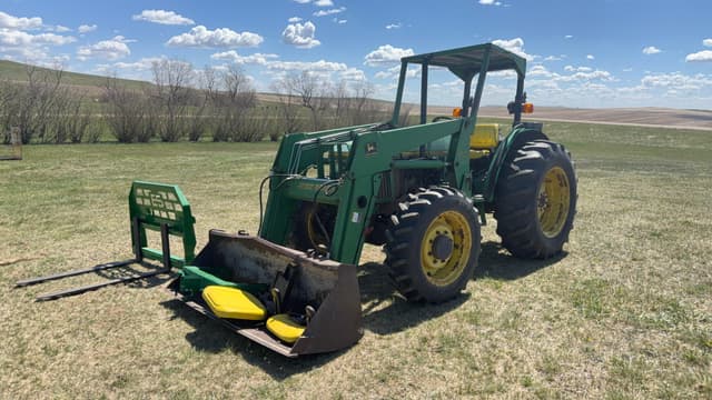 Image of John Deere 5400 equipment image 1