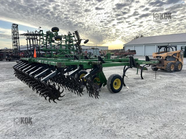Image of John Deere 550 equipment image 4