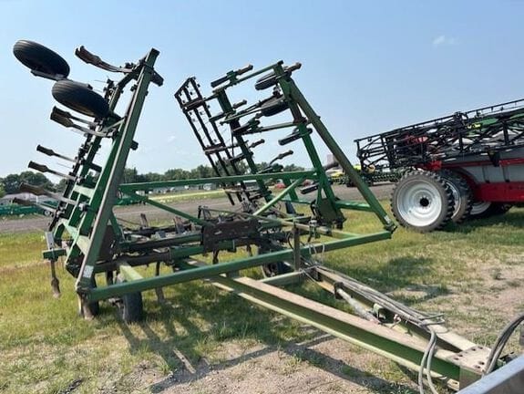 1993 John Deere 610 Equipment Image0