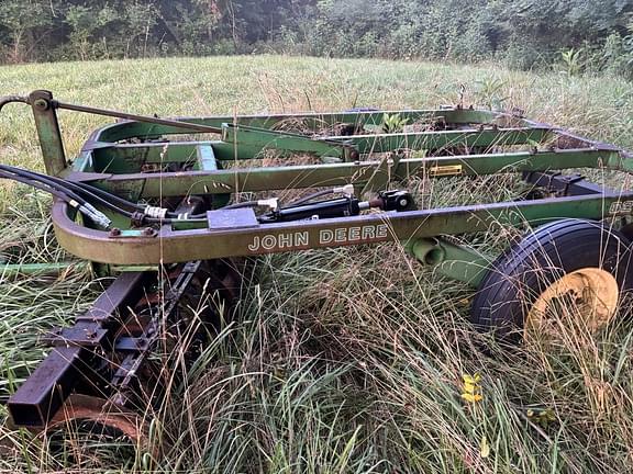 Image of John Deere 620 Primary image