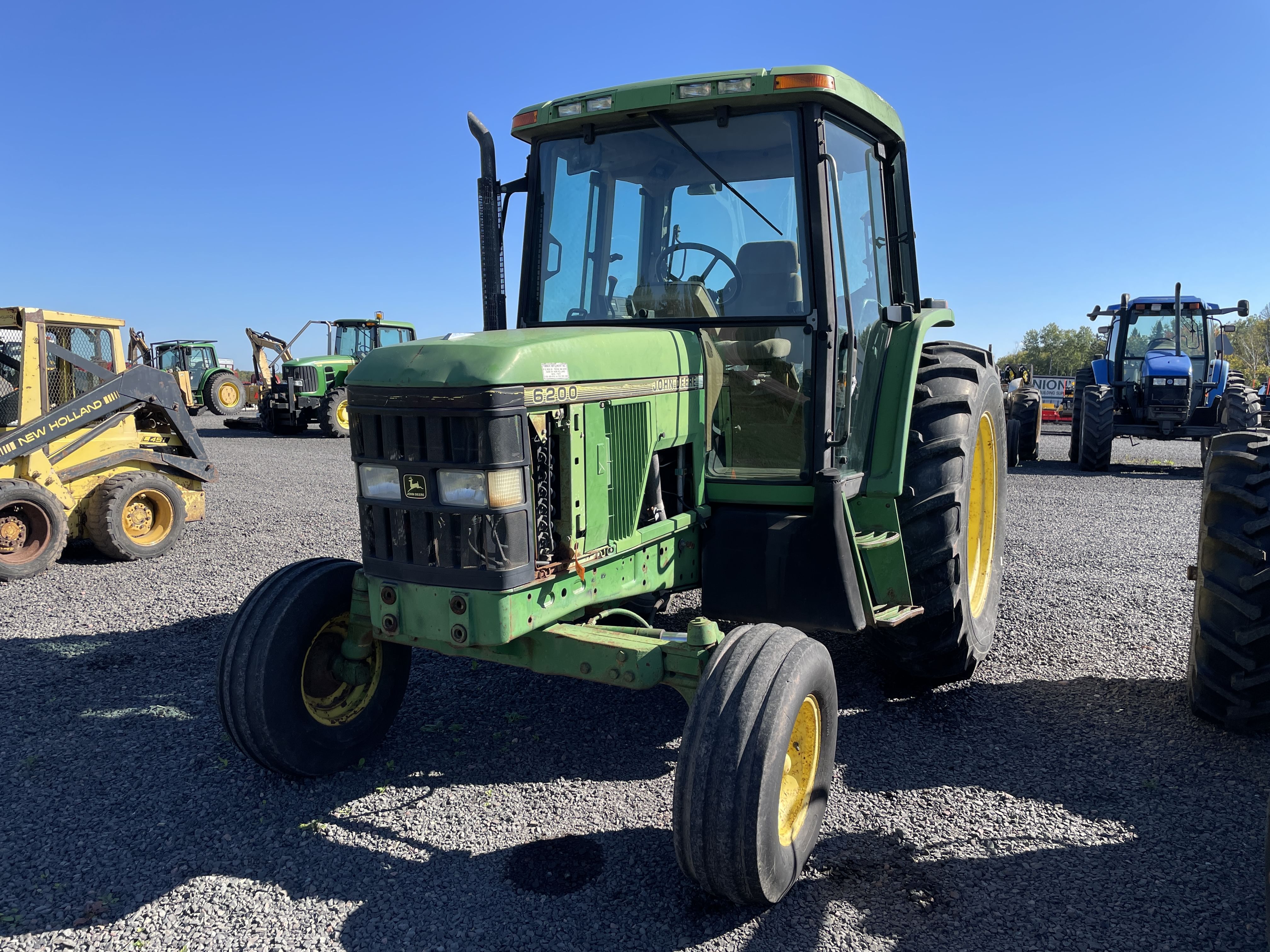 1993 John Deere 6200 Equipment Image0