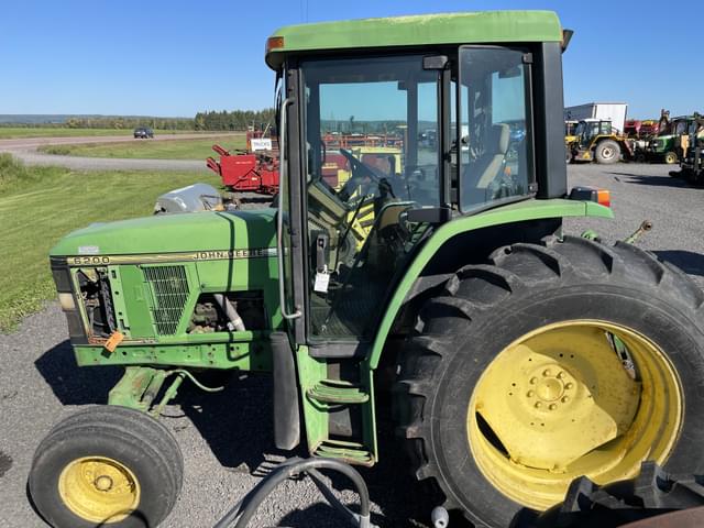Image of John Deere 6200 equipment image 1
