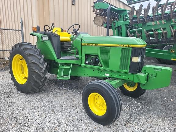 Image of John Deere 6200 Primary image